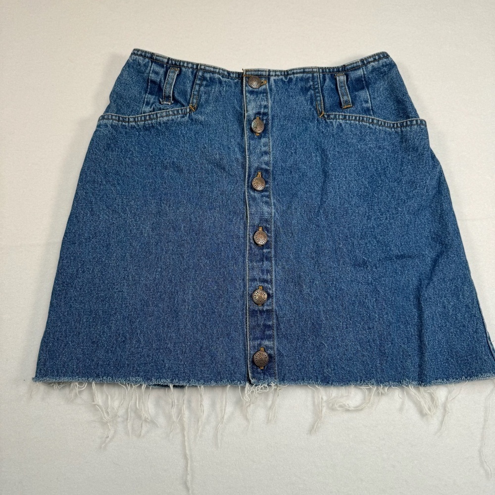 Bill Blass Button Down Jean Skirt Womens Sz 6P High Waisted Mini Raw Frayed Hem